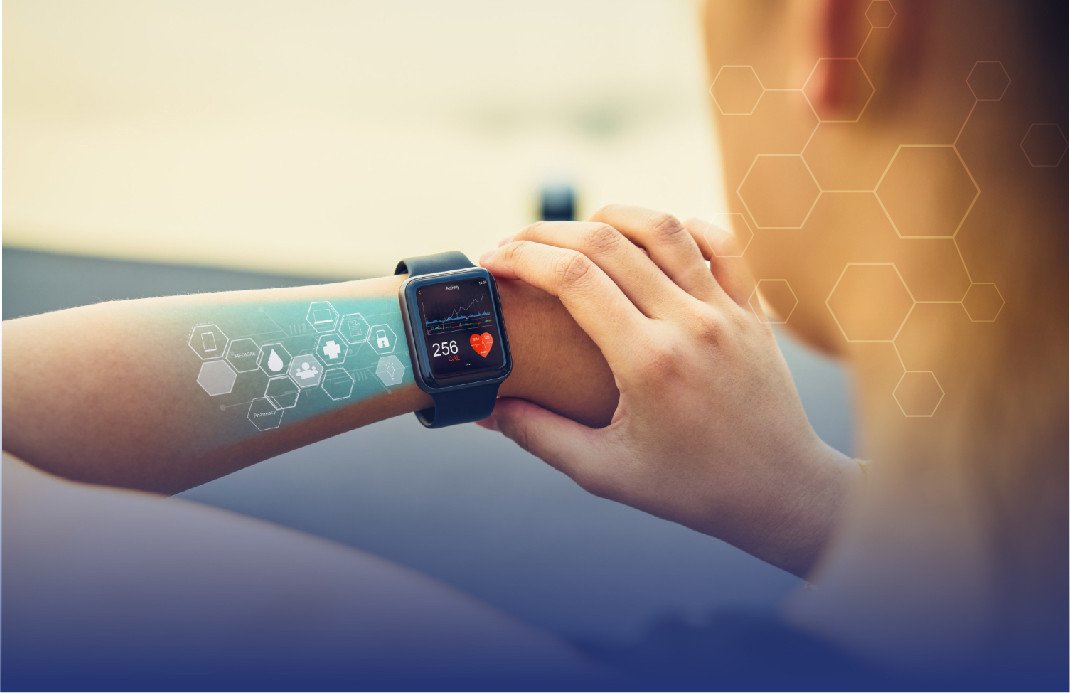 Wearables for Hypertension: Do Smartwatches Really Improve Outcomes? - الأجهزة الذكية وارتفاع الضغط: هل تحسّن الساعات الذكية النتائج فعلاً؟