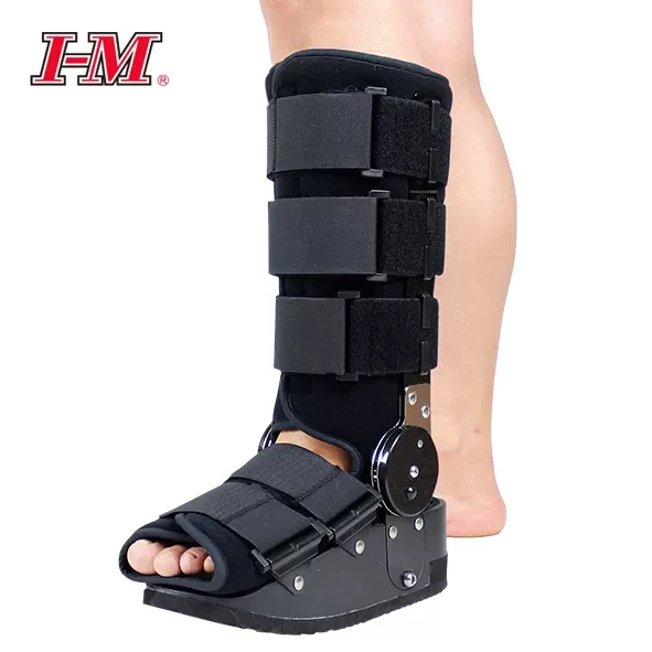 Adjustable leg walker size S