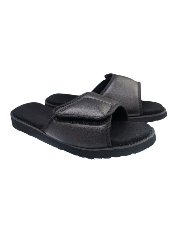 Open slippers
